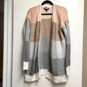Never worn Signature Studio cardigan sweater, XL